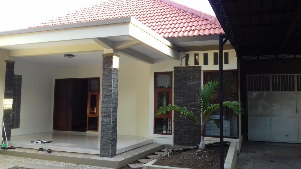 Dannu'S Homestay & Ijen, Bromo, Meru Betiri Sukomade Tours 바뉴왕기 외부 사진